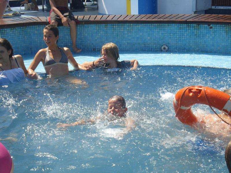 2008-07-31-piscine_megaexpress2(2).JPG